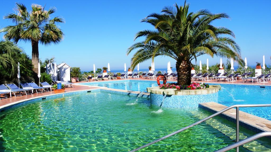 Paradiso Terme & Con 5 Piscine Termali