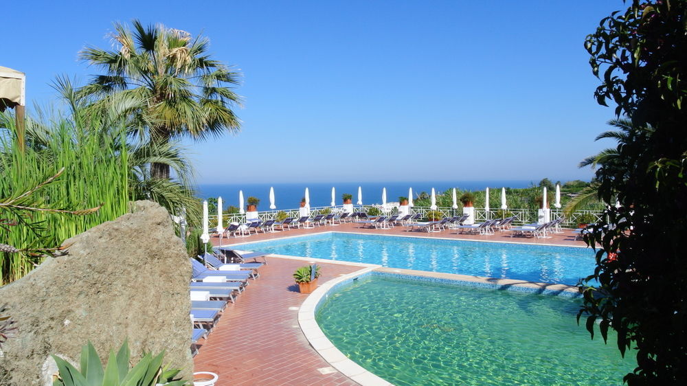 Paradiso Terme & Con 5 Piscine Termali Hotel